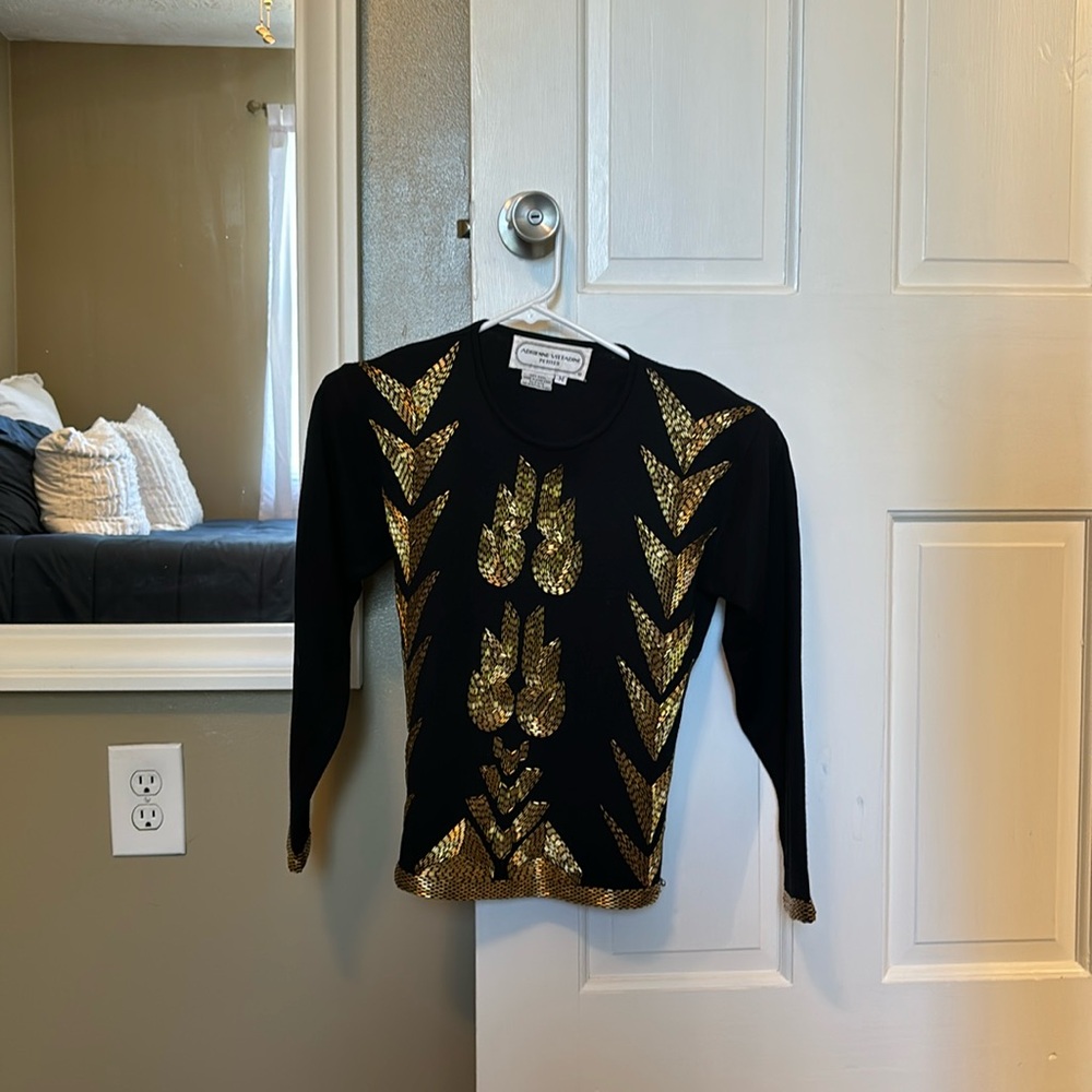 Adrienne Vittadini Black and Gold Wool Sweater